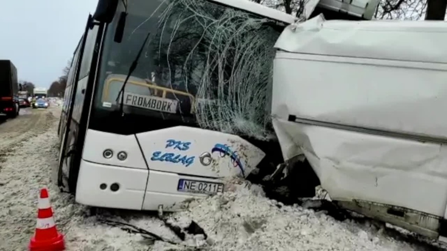 Zderzenie busa z autobusem